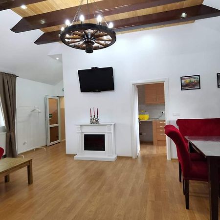Apartament 2 Camere - Casa Divertis 布泽乌 外观 照片