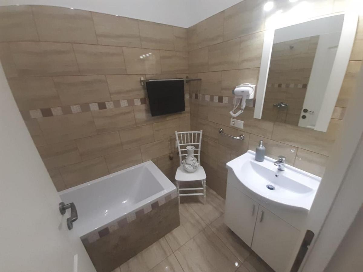 Apartament 2 Camere - Casa Divertis 布泽乌 外观 照片