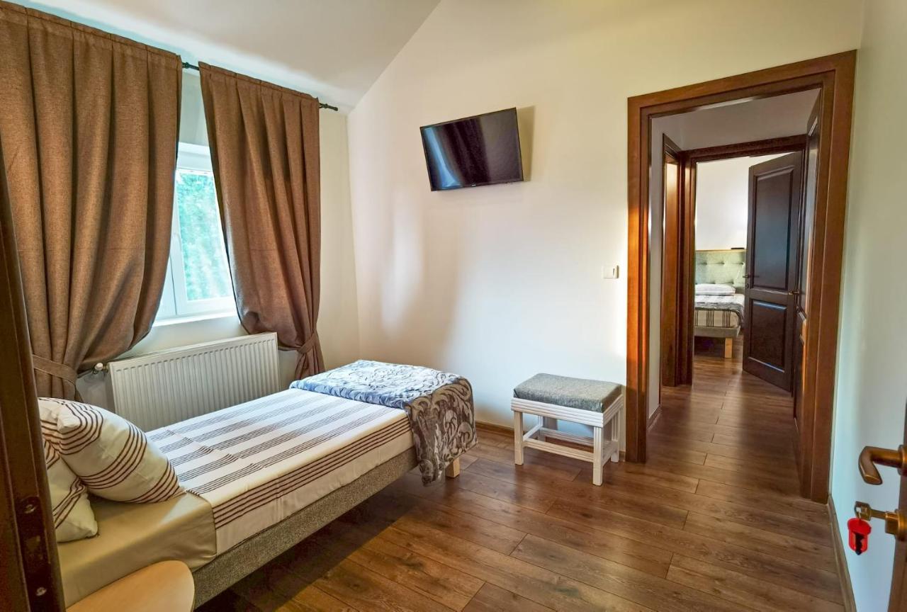 Apartament 2 Camere - Casa Divertis 布泽乌 外观 照片